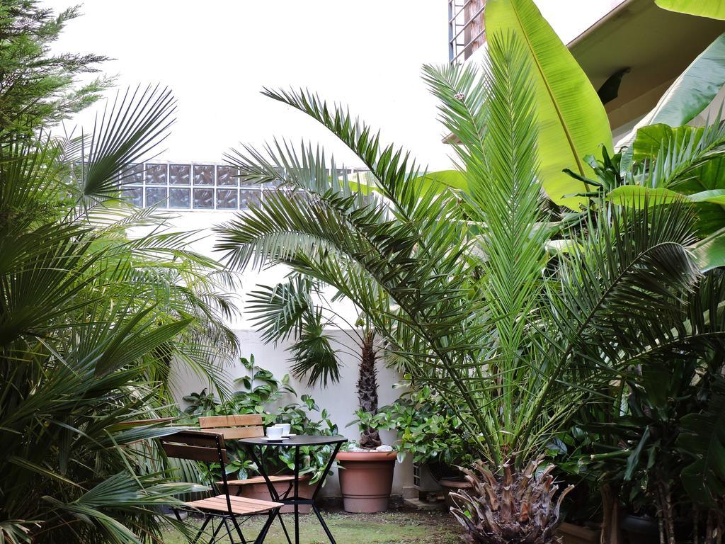 Appartement Luxurious Loft With Garden à Athènes Extérieur photo